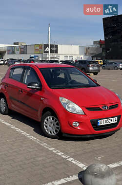 Хэтчбек Hyundai i20 2009 в Житомире