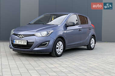Хетчбек Hyundai i20 2013 в 