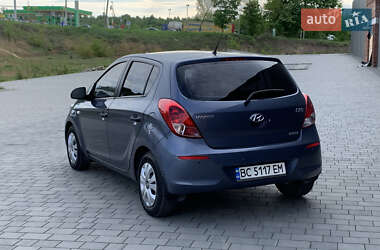 Хетчбек Hyundai i20 2013 в 