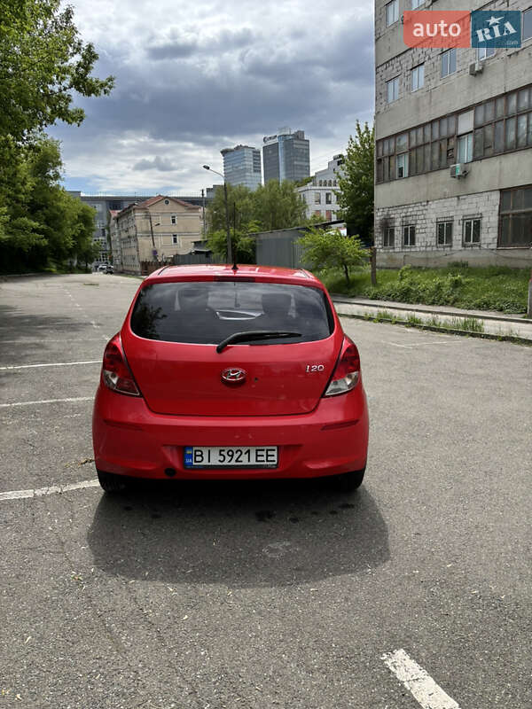 Хетчбек Hyundai i20 2012 в Києві