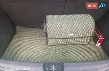 Хэтчбек Hyundai i20 2011 в 