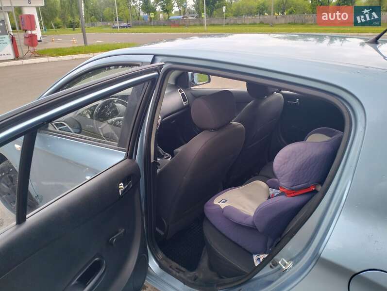 Хетчбек Hyundai i20 2012 в Києві фото 6 Хетчбек Hyundai i20 2012 в Києві