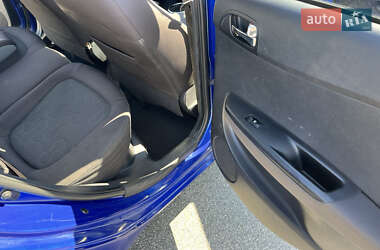 Хетчбек Hyundai i20 2010 в 