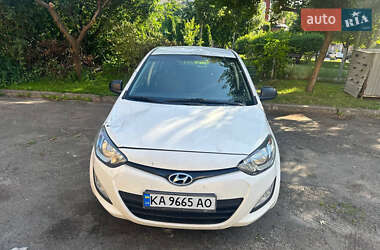 Хетчбек Hyundai i20 2013 в 