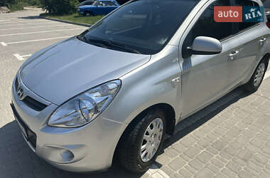 Хетчбек Hyundai i20 2011 в Києві