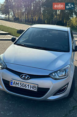 Хэтчбек Hyundai i20 2014 в 