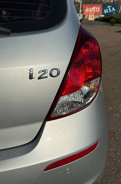 Хэтчбек Hyundai i20 2014 в 