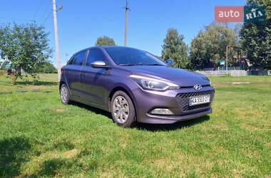 Хэтчбек Hyundai i20 2016 в 