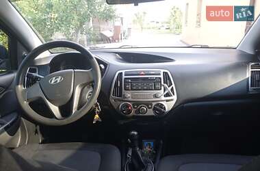 Хэтчбек Hyundai i20 2014 в 