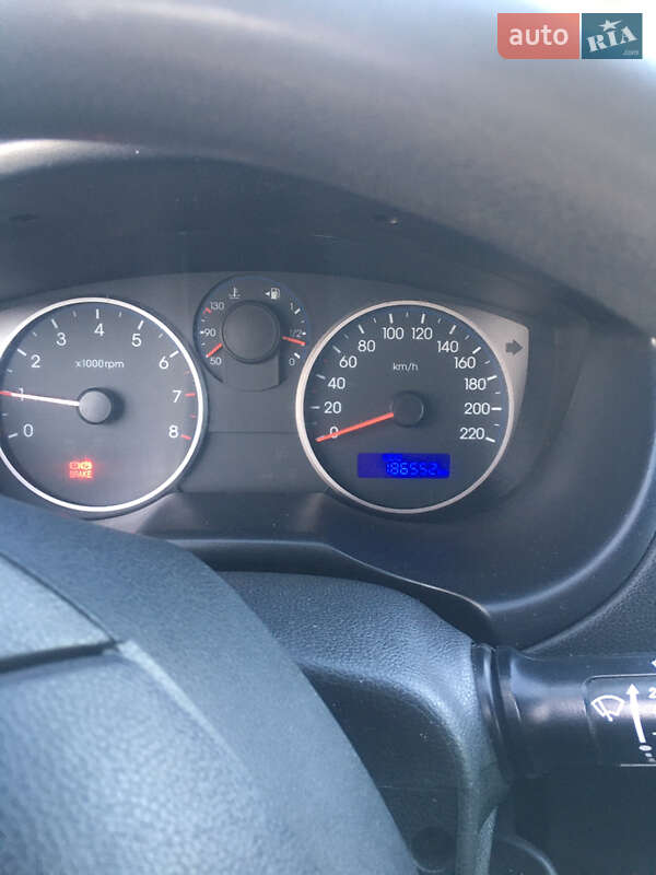 Хетчбек Hyundai i20 2011 в Звягелі