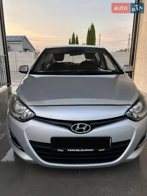 Hyundai i20