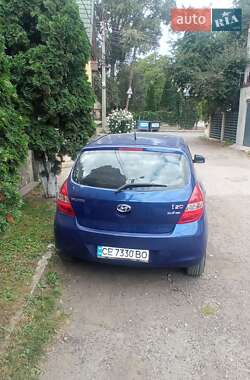 Хэтчбек Hyundai i20 2011 в 
