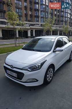 Хетчбек Hyundai i20 2016 в Черкасах