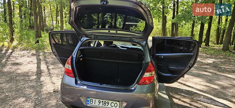 Хетчбек Hyundai i20 2011 в Лубнах