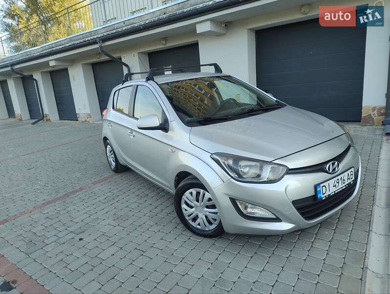 Хетчбек Hyundai i20 2013 в Тернополі