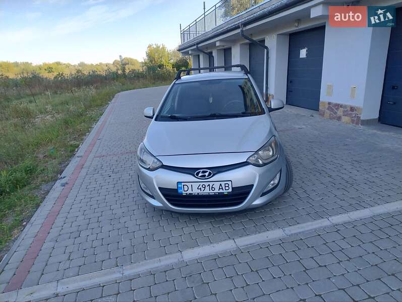 Хетчбек Hyundai i20 2013 в Тернополі