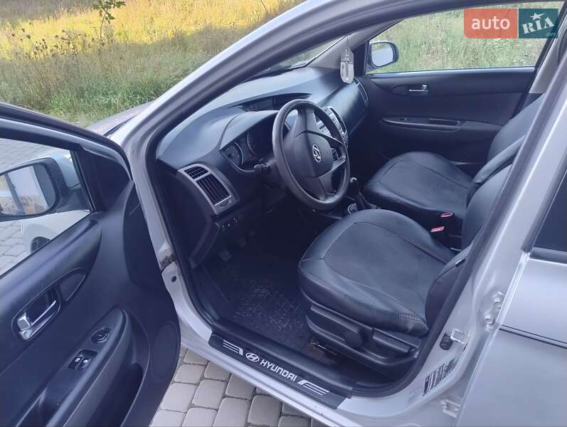 Хетчбек Hyundai i20 2013 в Тернополі