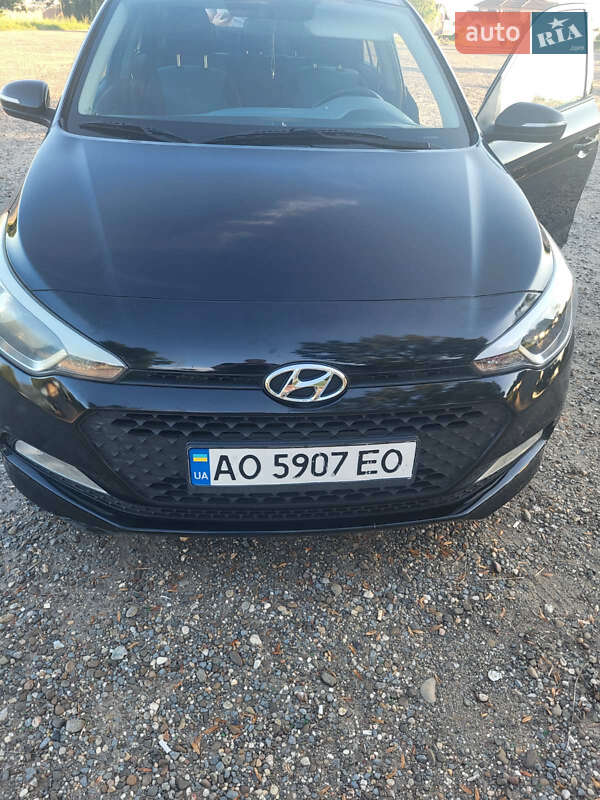 Хэтчбек Hyundai i20 2016 в Мукачево фото 2 Хэтчбек Hyundai i20 2016 в Мукачево