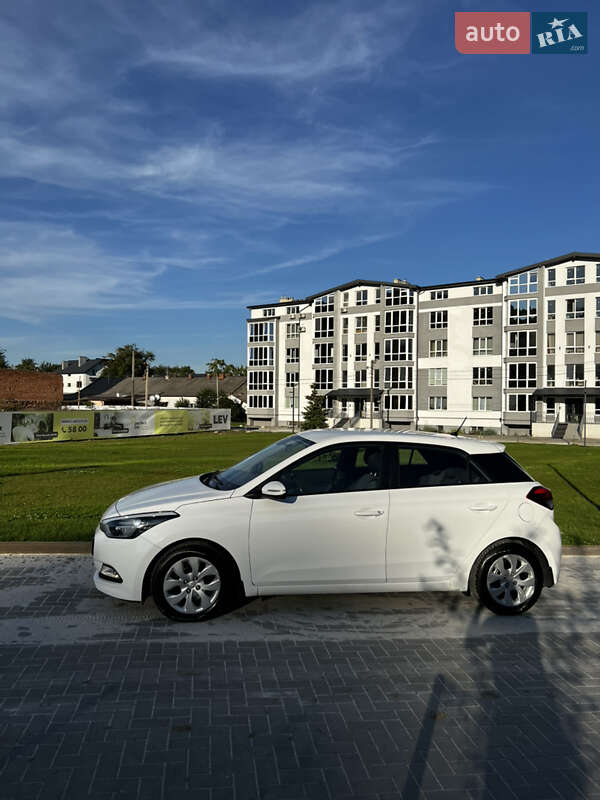 Хетчбек Hyundai i20 2016 в Львові