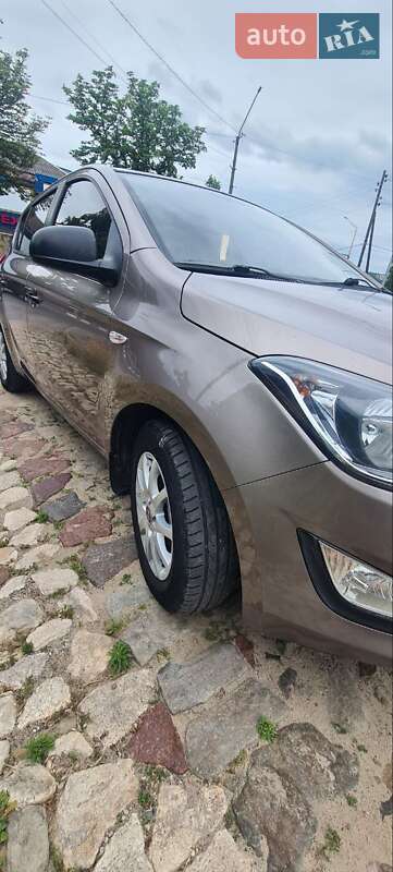 Хетчбек Hyundai i20 2012 в Могилів-Подільському