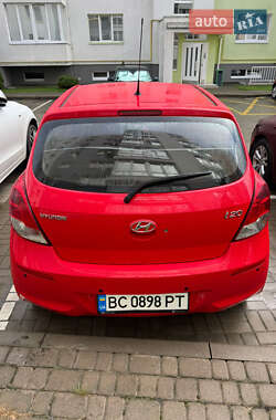 Хэтчбек Hyundai i20 2014 в 