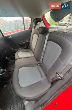Хэтчбек Hyundai i20 2014 в 