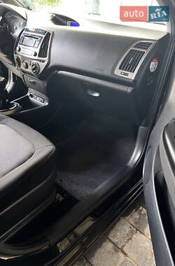 Хетчбек Hyundai i20 2013 в 
