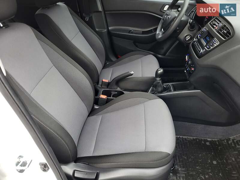 Хэтчбек Hyundai i20 2019 в Ужгороде фото 11 Хэтчбек Hyundai i20 2019 в Ужгороде