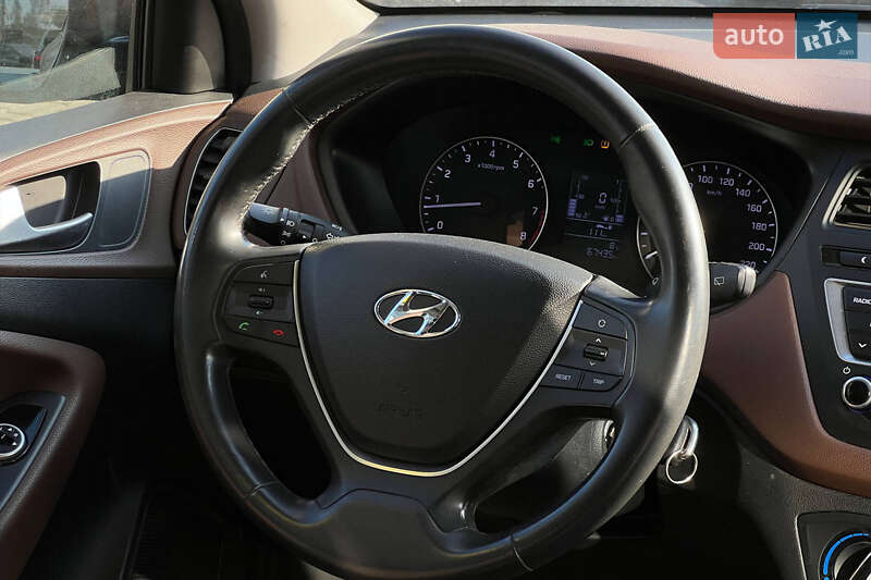 Хэтчбек Hyundai i20 2016 в Ивано-Франковске фото 16 Хэтчбек Hyundai i20 2016 в Ивано-Франковске