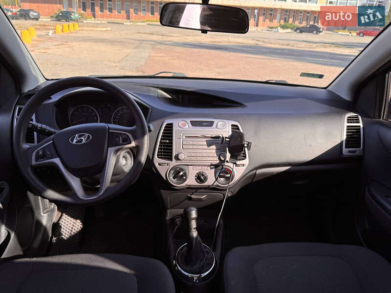 Хетчбек Hyundai i20 2011 в Кропивницькому