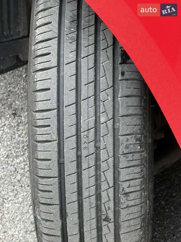 Хэтчбек Hyundai i20 2014 в Киеве