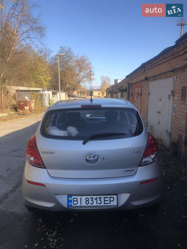 Хетчбек Hyundai i20 2013 в Полтаві фото 4 Хетчбек Hyundai i20 2013 в Полтаві