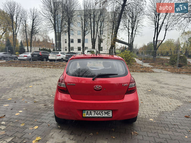 Хетчбек Hyundai i20 2012 в Києві фото 13 Хетчбек Hyundai i20 2012 в Києві