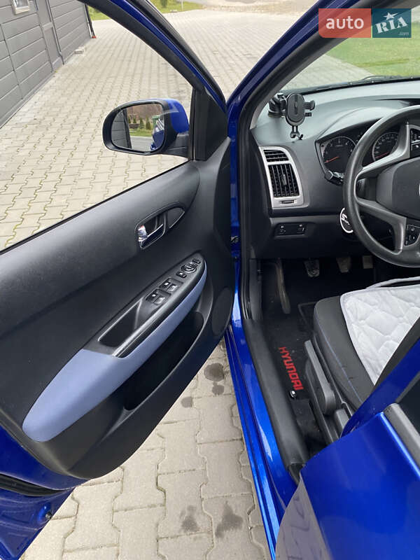 Хэтчбек Hyundai i20 2014 в Львове фото 6 Хэтчбек Hyundai i20 2014 в Львове