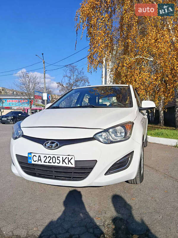 Хетчбек Hyundai i20 2013 в Одесі фото 5 Хетчбек Hyundai i20 2013 в Одесі