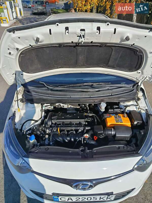 Хетчбек Hyundai i20 2013 в Одесі фото 28 Хетчбек Hyundai i20 2013 в Одесі