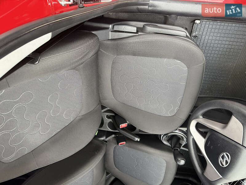 Хэтчбек Hyundai i20 2011 в Лубнах