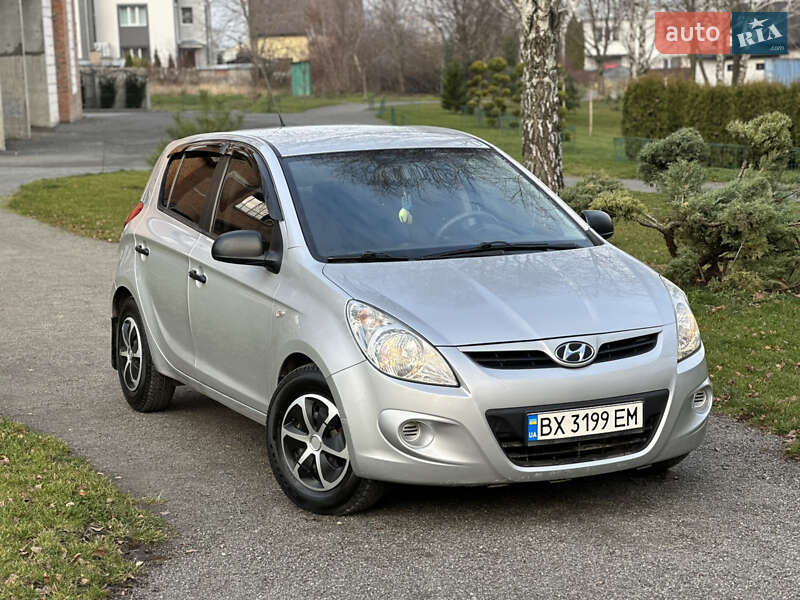 Хетчбек Hyundai i20 2011 в Хмельницькому фото 6 Хетчбек Hyundai i20 2011 в Хмельницькому