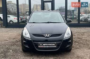 Хэтчбек Hyundai i20 2010 в Киеве