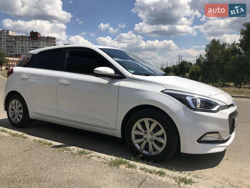 Хетчбек Hyundai i20 2014 в Києві
