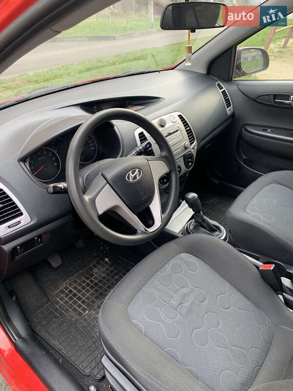 Хетчбек Hyundai i20 2012 в Києві