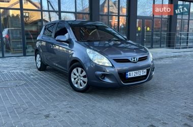 Хэтчбек Hyundai i20 2010 в Полтаве