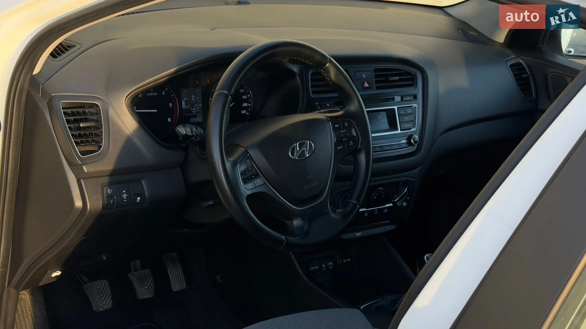 2015 Hyundai i20 - мініатюра 29
