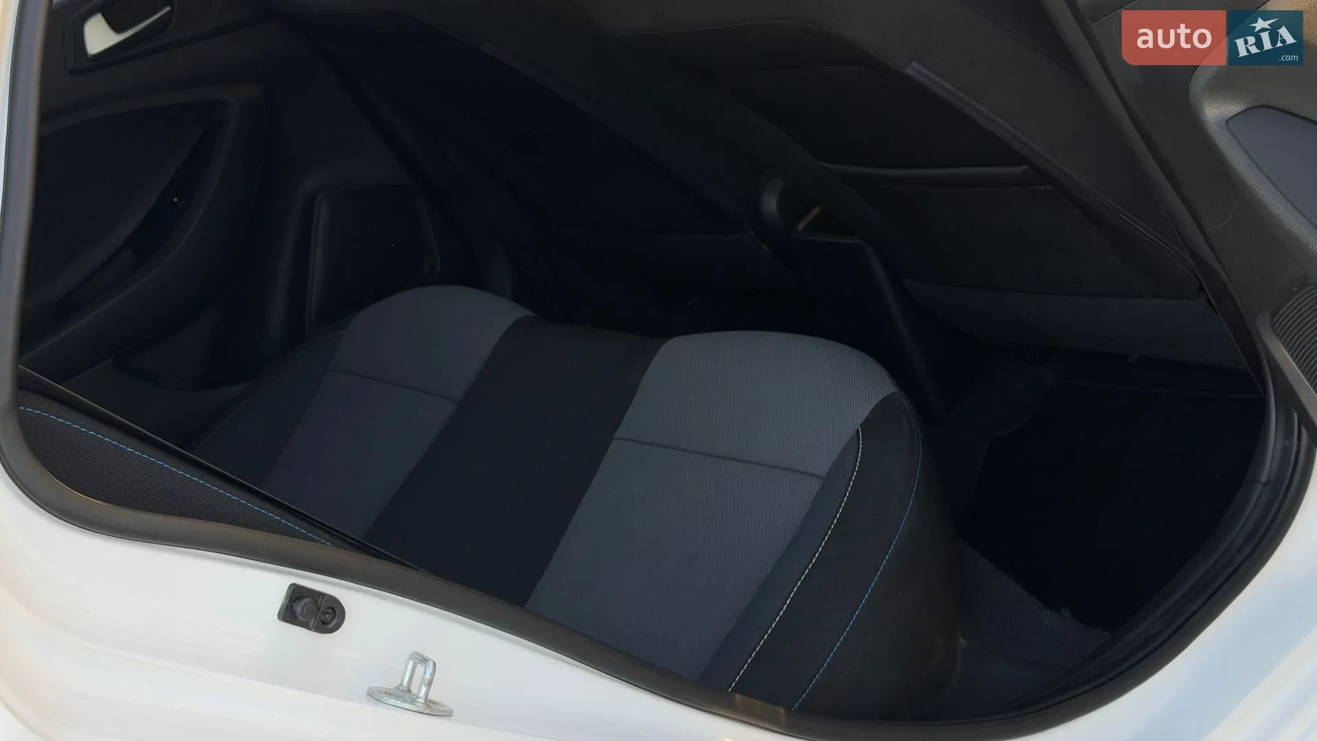 2015 Hyundai i20 - мініатюра 35