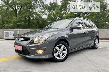 Универсал Hyundai i30 Wagon 2011 в Киеве