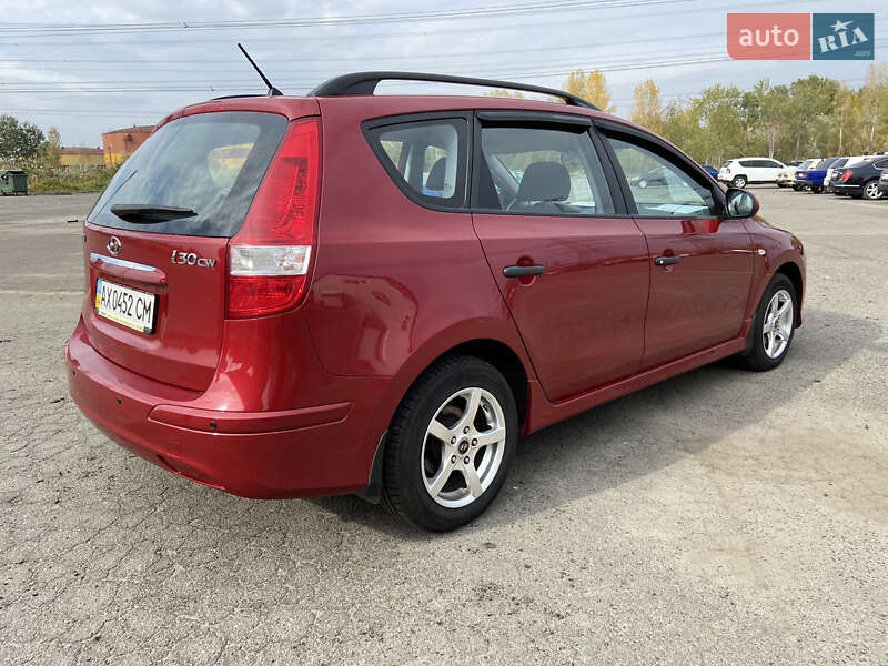 Универсал Hyundai i30 Wagon 2011 в Харькове