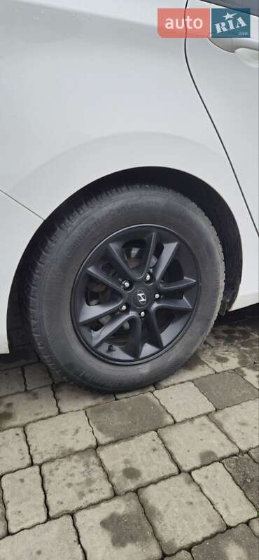 Универсал Hyundai i30 Wagon 2012 в Ужгороде