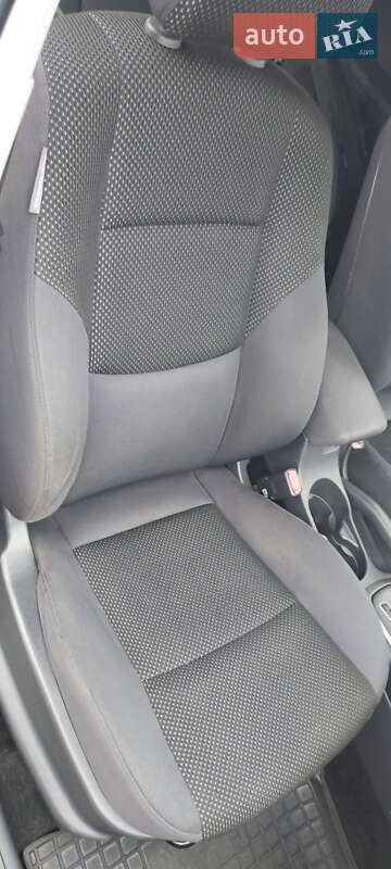 Универсал Hyundai i30 Wagon 2010 в Одессе фото 12 Универсал Hyundai i30 Wagon 2010 в Одессе