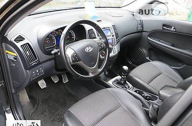 Хетчбек Hyundai i30 2008 в 