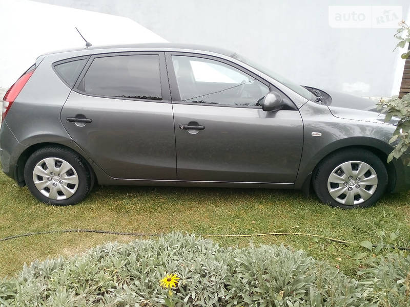 Хетчбек Hyundai i30 2008 в Кременці фото 8 Хетчбек Hyundai i30 2008 в Кременці